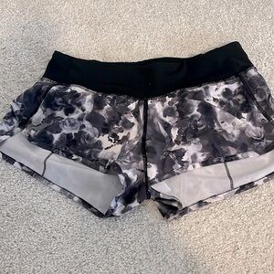 Check my page for more lululemon to bundle (: